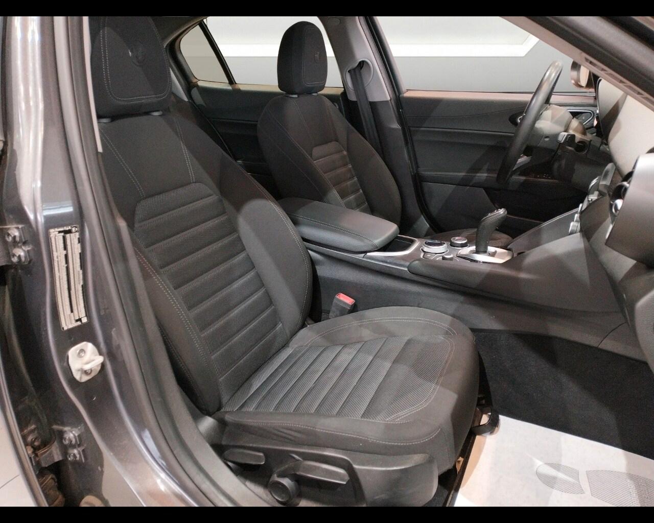 ALFA ROMEO Giulia (2016) Giulia 2.2 Turbodiesel...