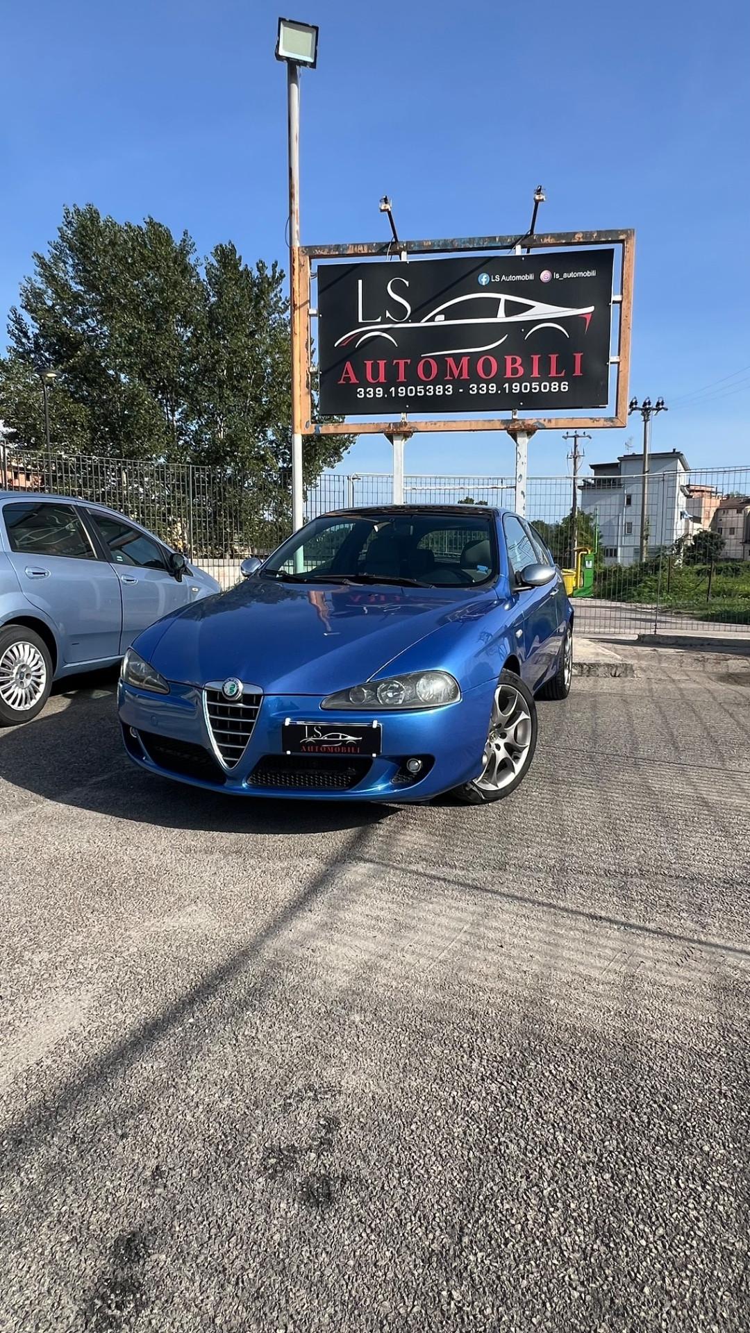 Alfa Romeo 147 1.9 JTD (120) 3 porte Black Line