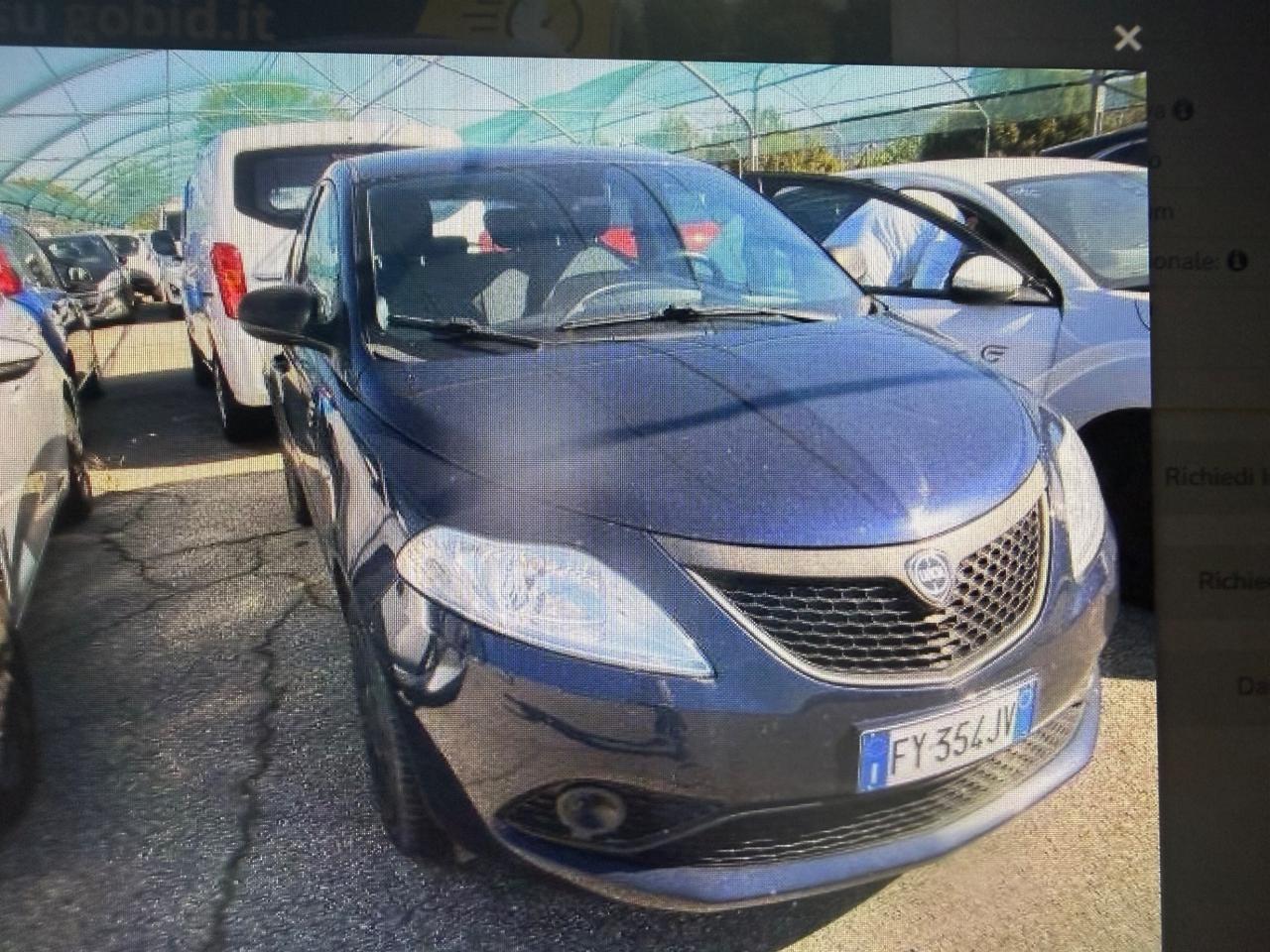 Lancia Ypsilon 1.2 69 CV 5 porte S&S Gold