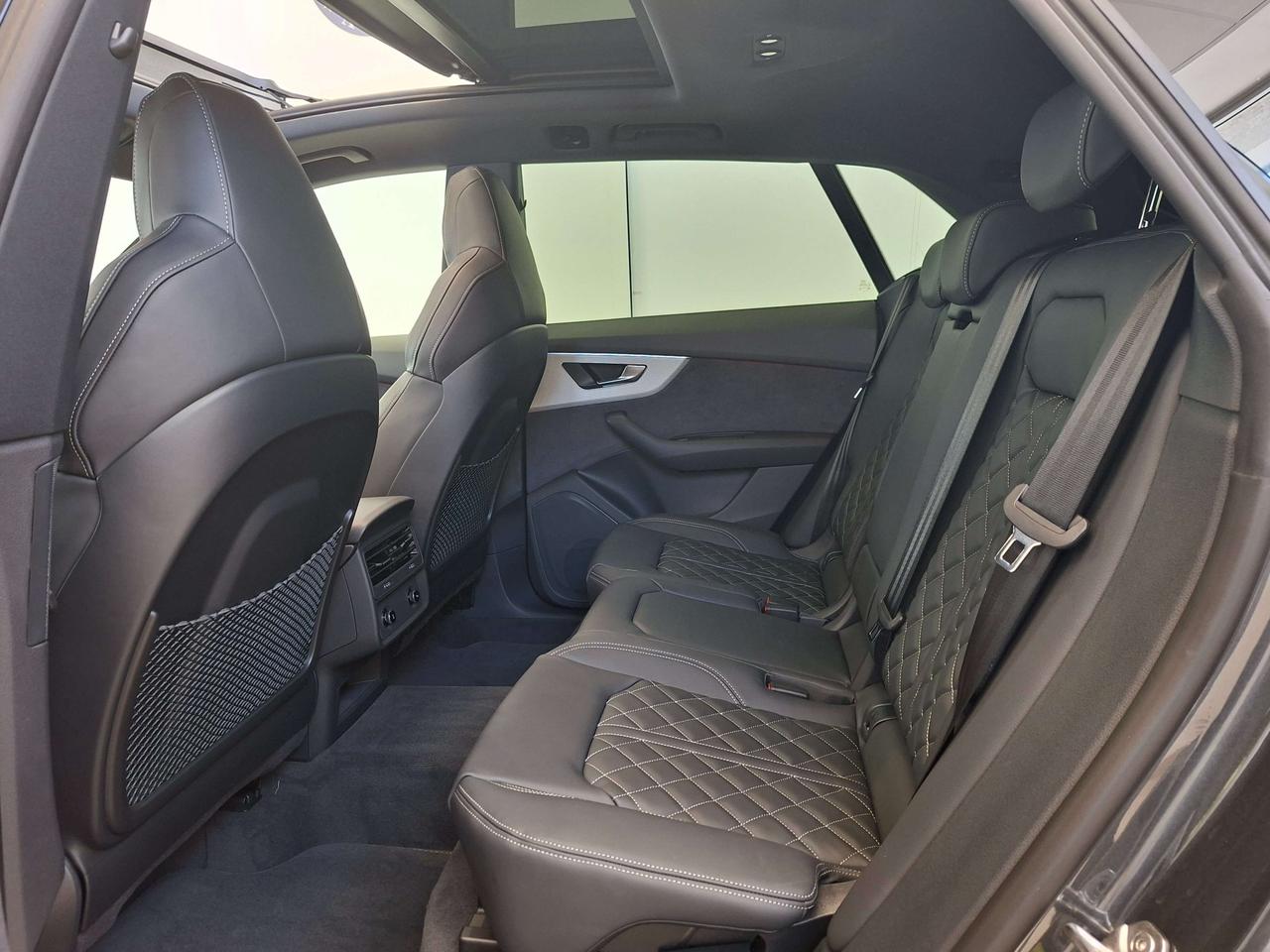 Audi Q8 50 3.0 tdi MHEV NUOVO MODELLO S LINE EDITION