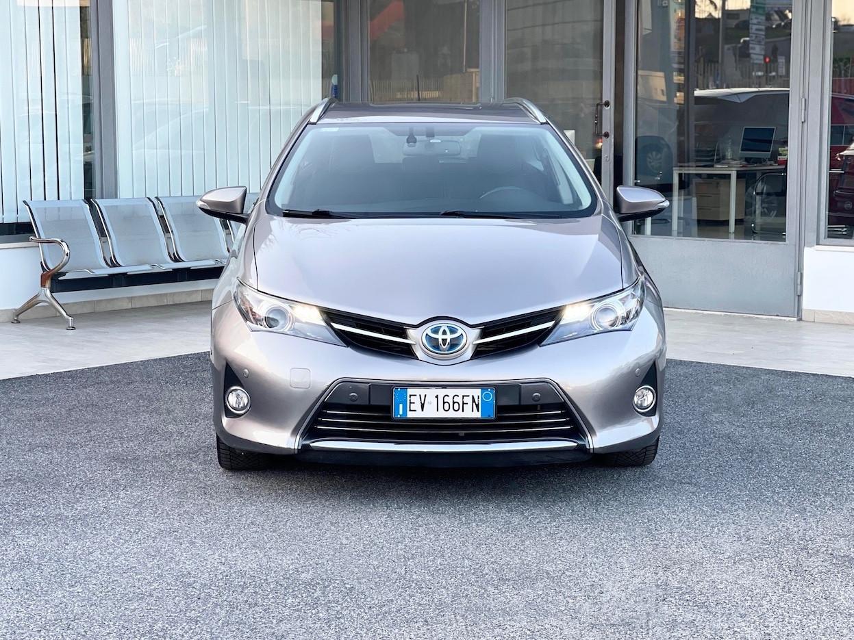 Toyota Auris 1.8 Hybrid 99CV E5 Automatica - 2014