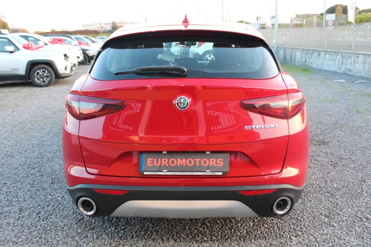 Alfa Romeo Stelvio Tua A SOLI 292€ al mese Anticipo Zero