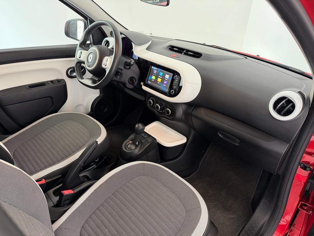 RENAULT TWINGO AUTOMATICA NAVI/CERCHI/SEDILI RISCALDABILI 45.000 KM