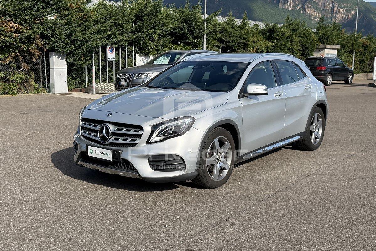 MERCEDES GLA 200 Sport