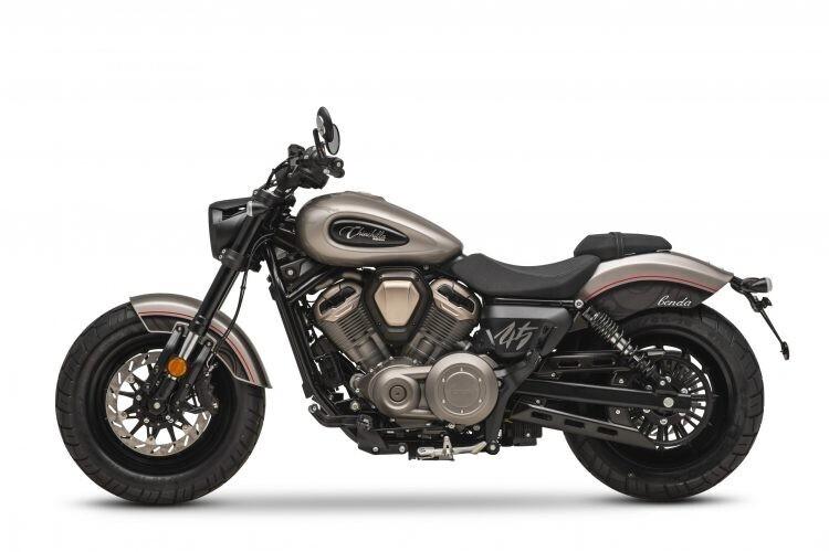 Benda Motorcycles Chinchilla 500 V2 è la urban cruiser ideale per chi cerca stile, comfort e carattere. Dotata d