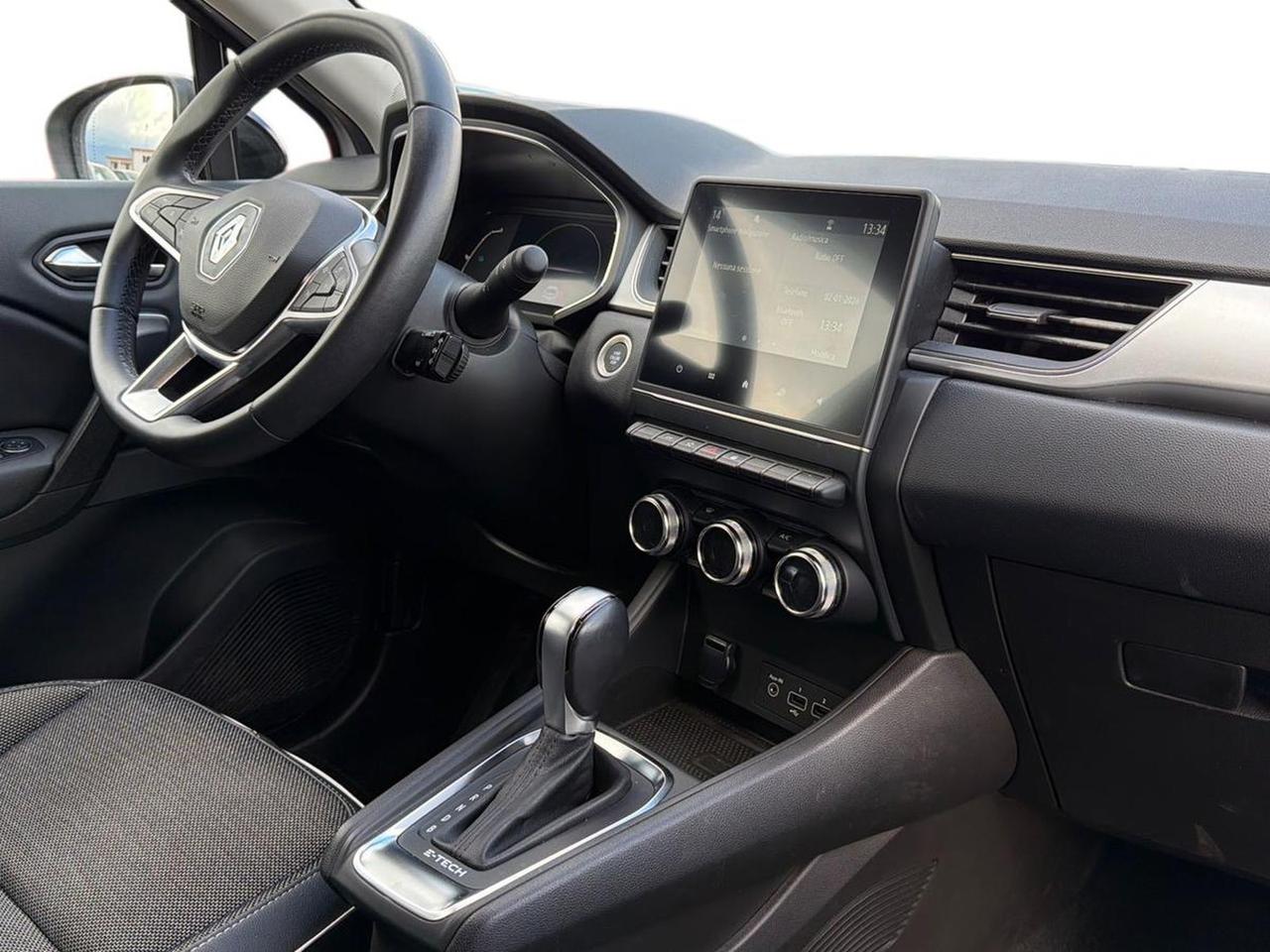 Renault Captur 1.6 e-tech hybrid intens 145cv auto