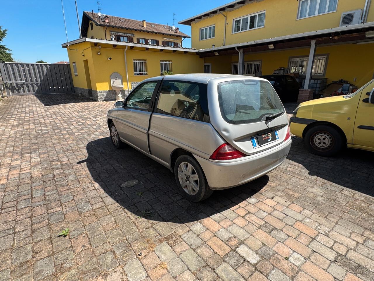 Lancia Y 1.2i cat Elefantino Blu