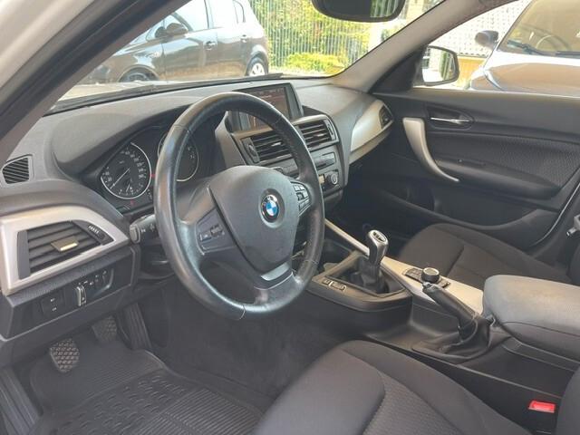 BMW 116i 5p. SPORT SOLO 95000 KM
