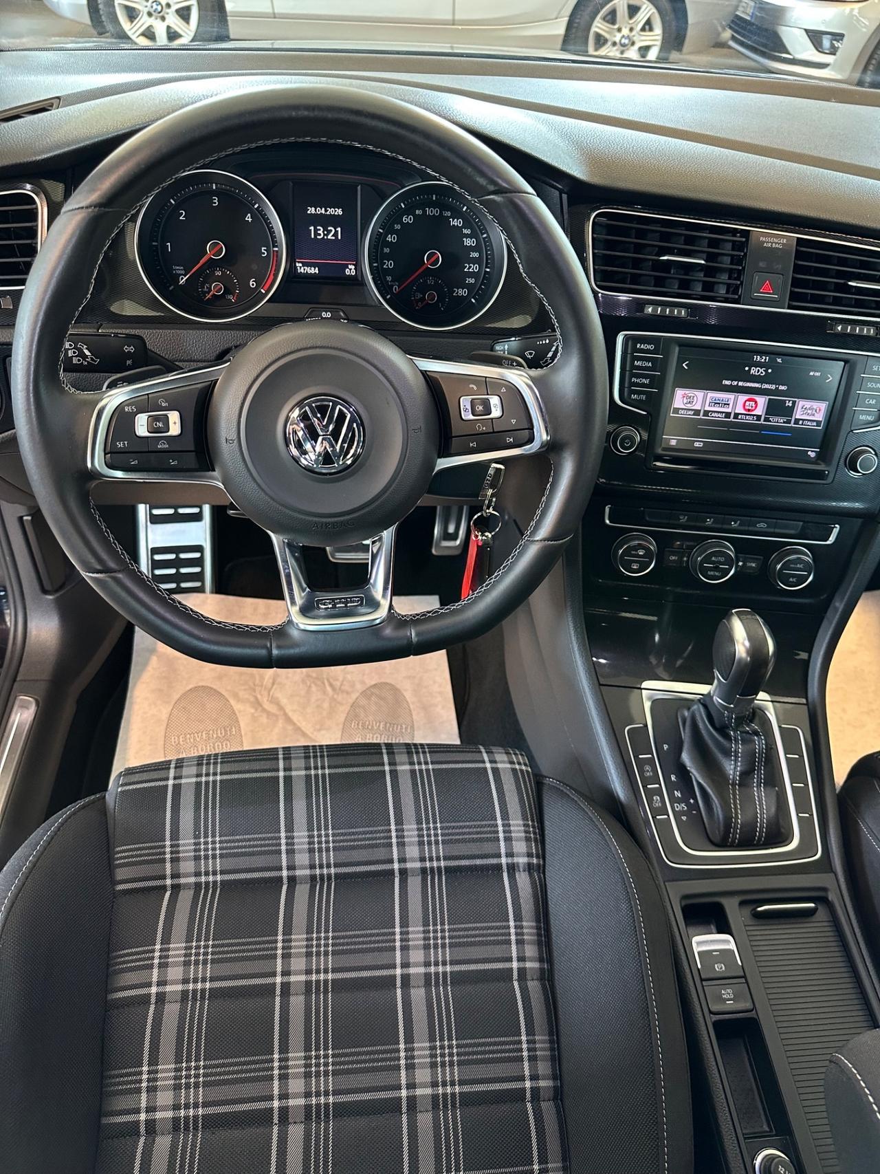 Volkswagen Golf GTD 2.0 TDI DSG 5p. Business BlueMotion Technology