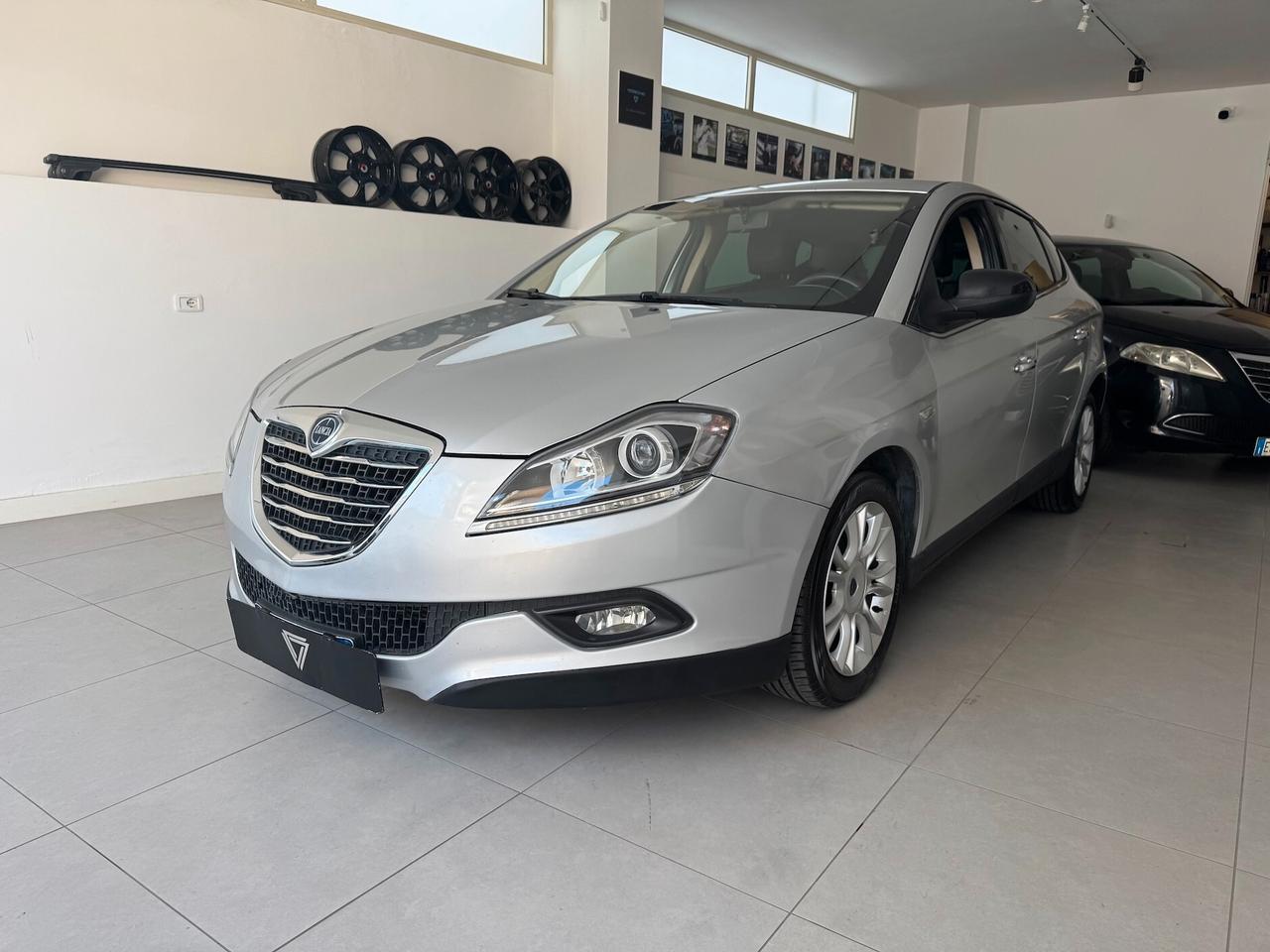 Lancia Delta 1.6 MJT DPF Gold