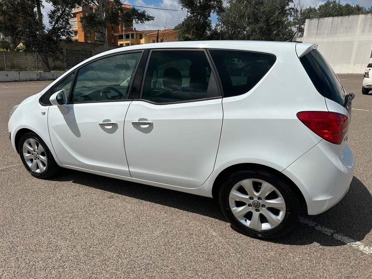 Opel Meriva 1.3 CDTI 95CV ecoFLEX Cosmo