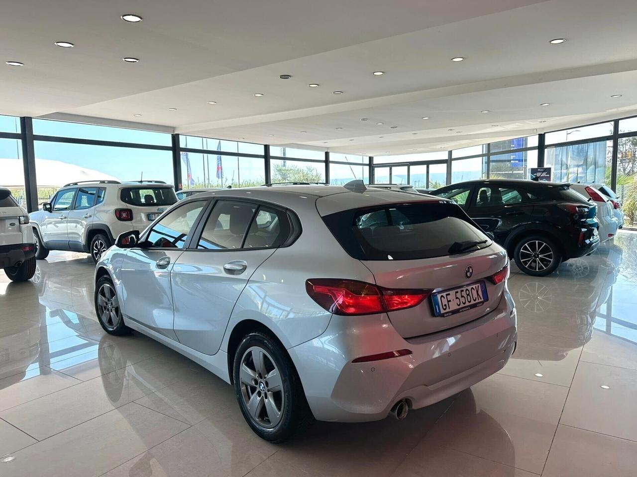 BMW 116d ADVANTAGE auto