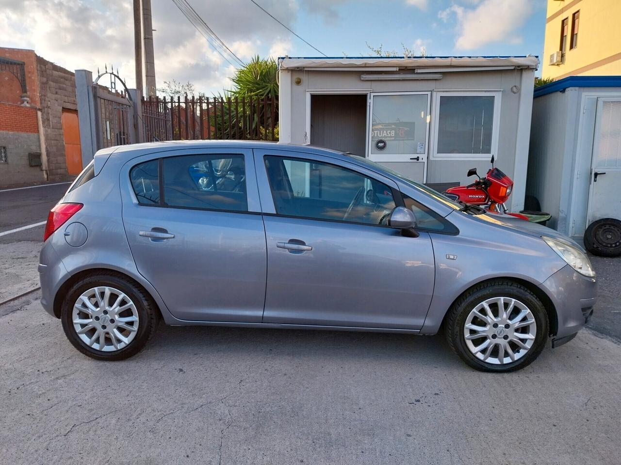 OPEL CORSA 1.3 DIESEL 75 CV SOLO 120.000 KM 2009