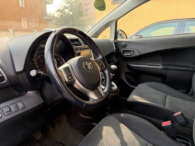 TOYOTA Verso-S 1.3 MT Active