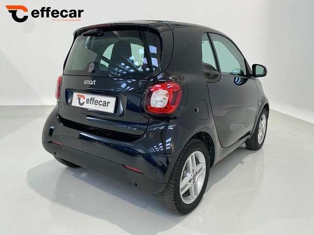 smart forTwo EQ Parisblue (22kW)