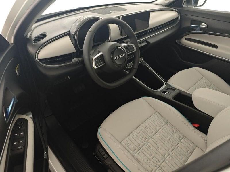 FIAT 600 Hybrid DCT MHEV La Prima + Vernice