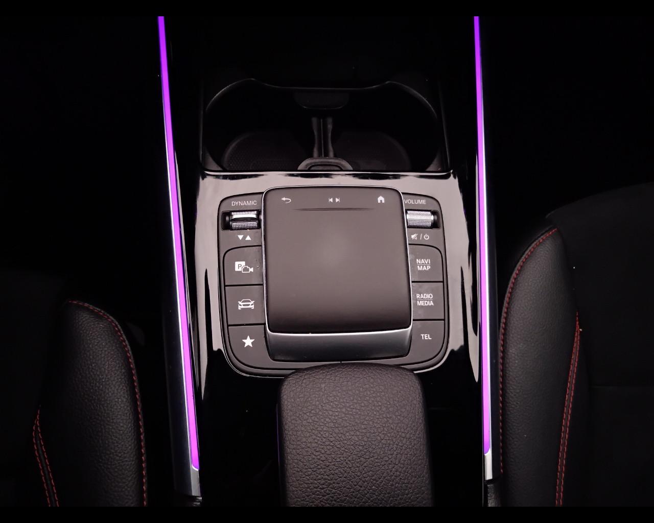 Mercedes-Benz GLA-H247 2020 - GLA 200 d Premium auto