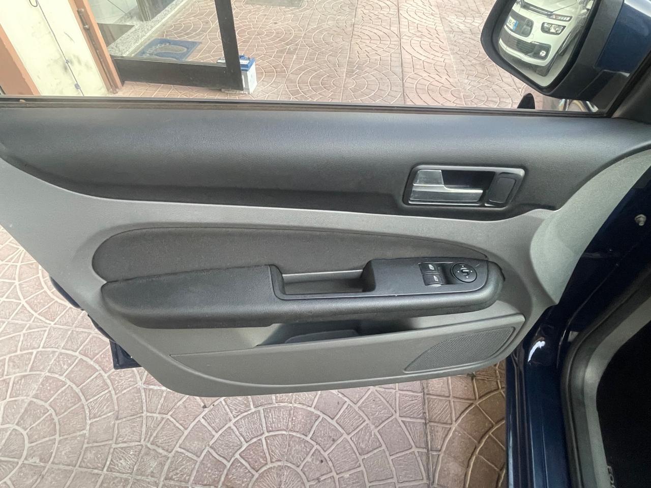 Ford Focus 1.6 TDCi (90CV) 5p. Tit.