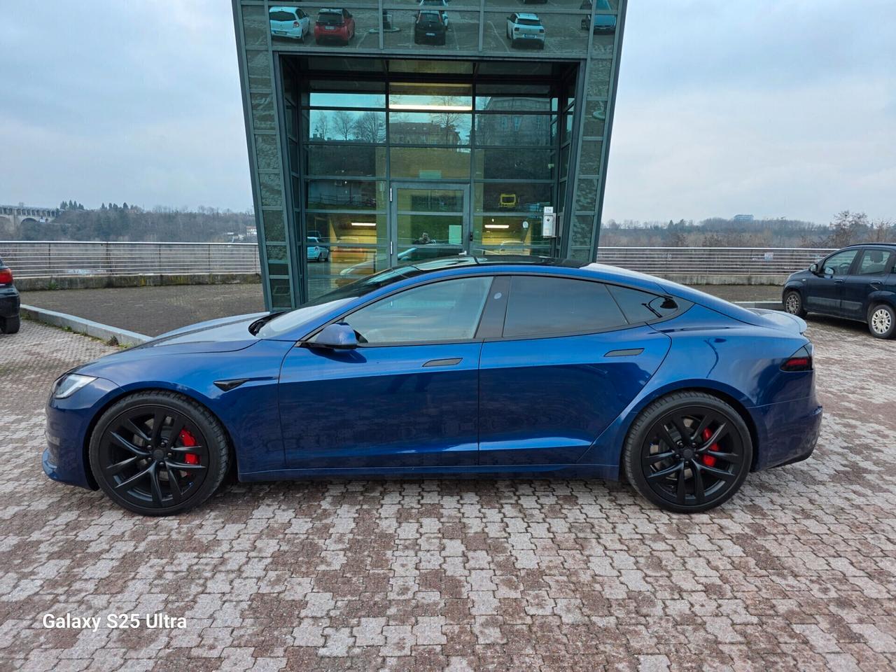 Model S Plaid 1020cv corrente gratis a vita ritiro usato/scambio