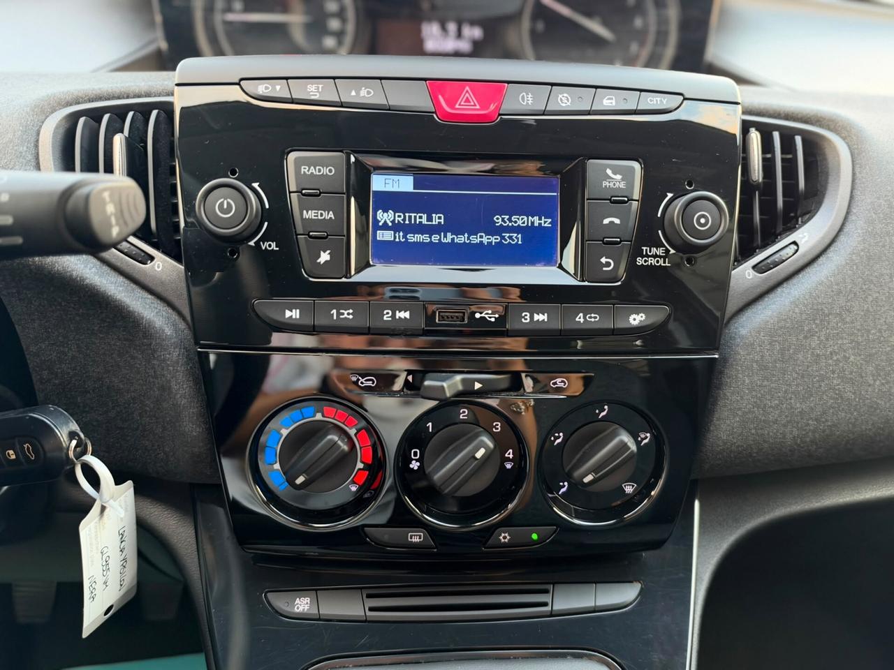 LANCIA YPSILON 1.0 FIREFLY 70CV HYBRID 2022