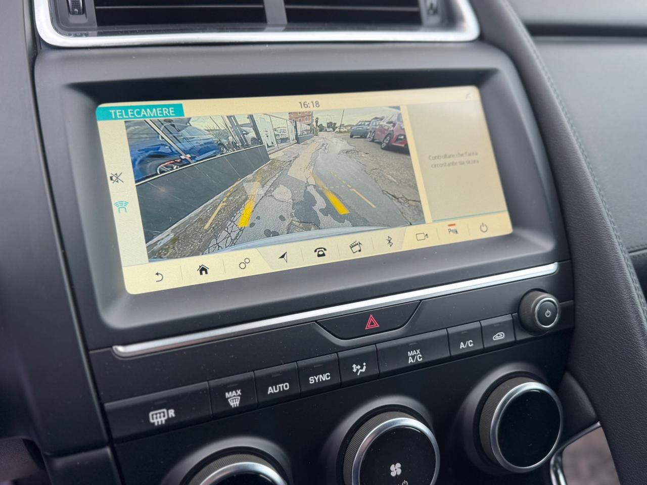 JAGUAR E-PACE 20D 150 CV R-DYNAMIC R20 PELLE FULL