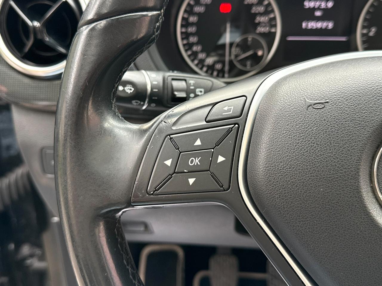 MercedesBenz B 180 CDI *TETTO *PELLE TOTALE - 2014
