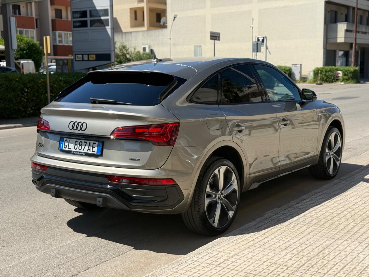 Audi Q5 40 TDI 204 CV quattro S tronic line plus 2022