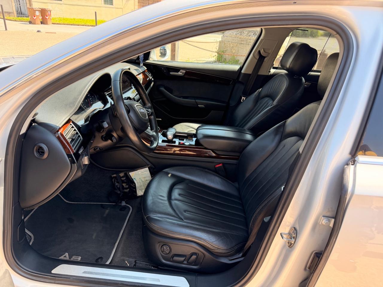 AUDI A8 4.2 V8 FSI quattro KM 113mila tetto frigo consolato ITA