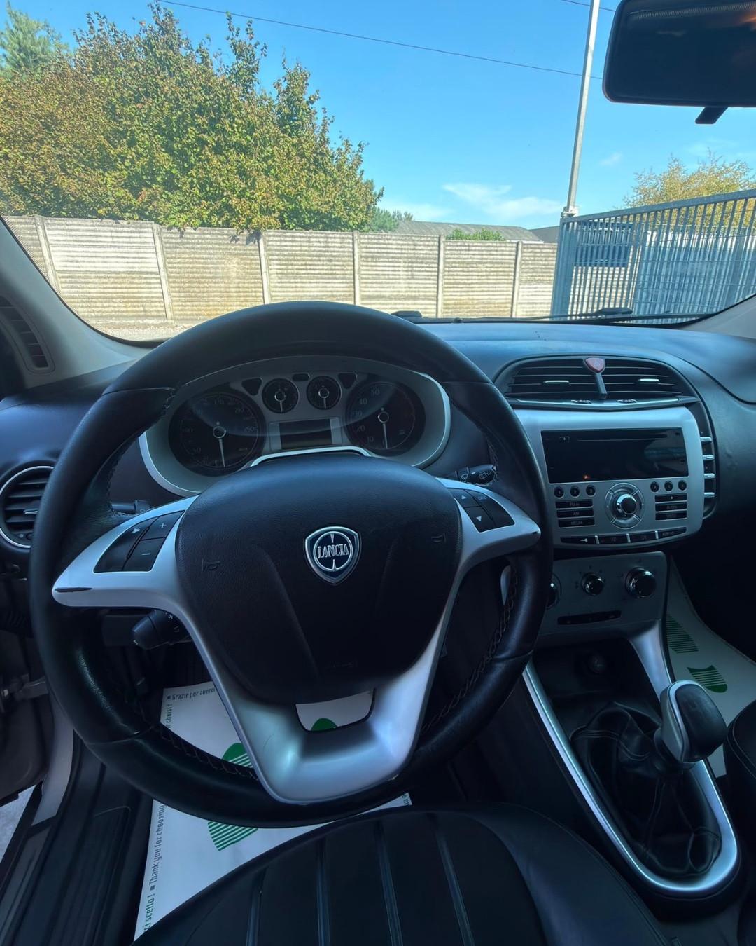 Lancia Delta Platino