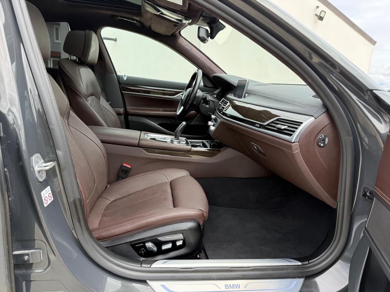 Bmw 730d X-Drive Luxury Carbon Core