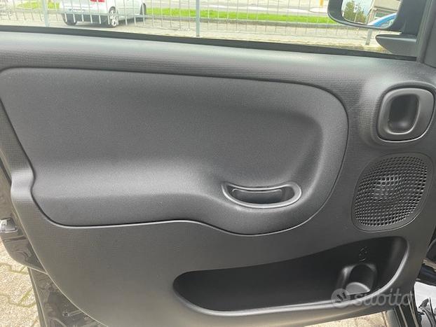 FIAT Panda 1.0 70cv Hybrid Panda N71487