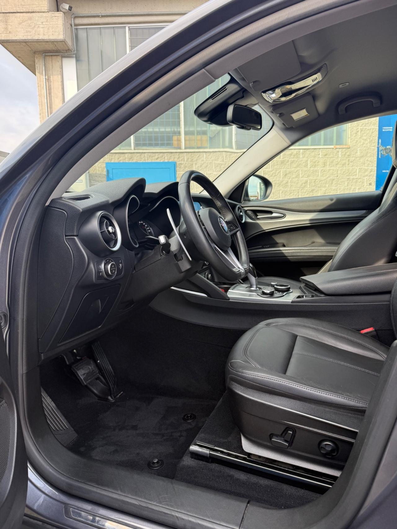 Alfa Romeo Stelvio 2.2 Turbodiesel 210 CV AT8 Q4 Executive