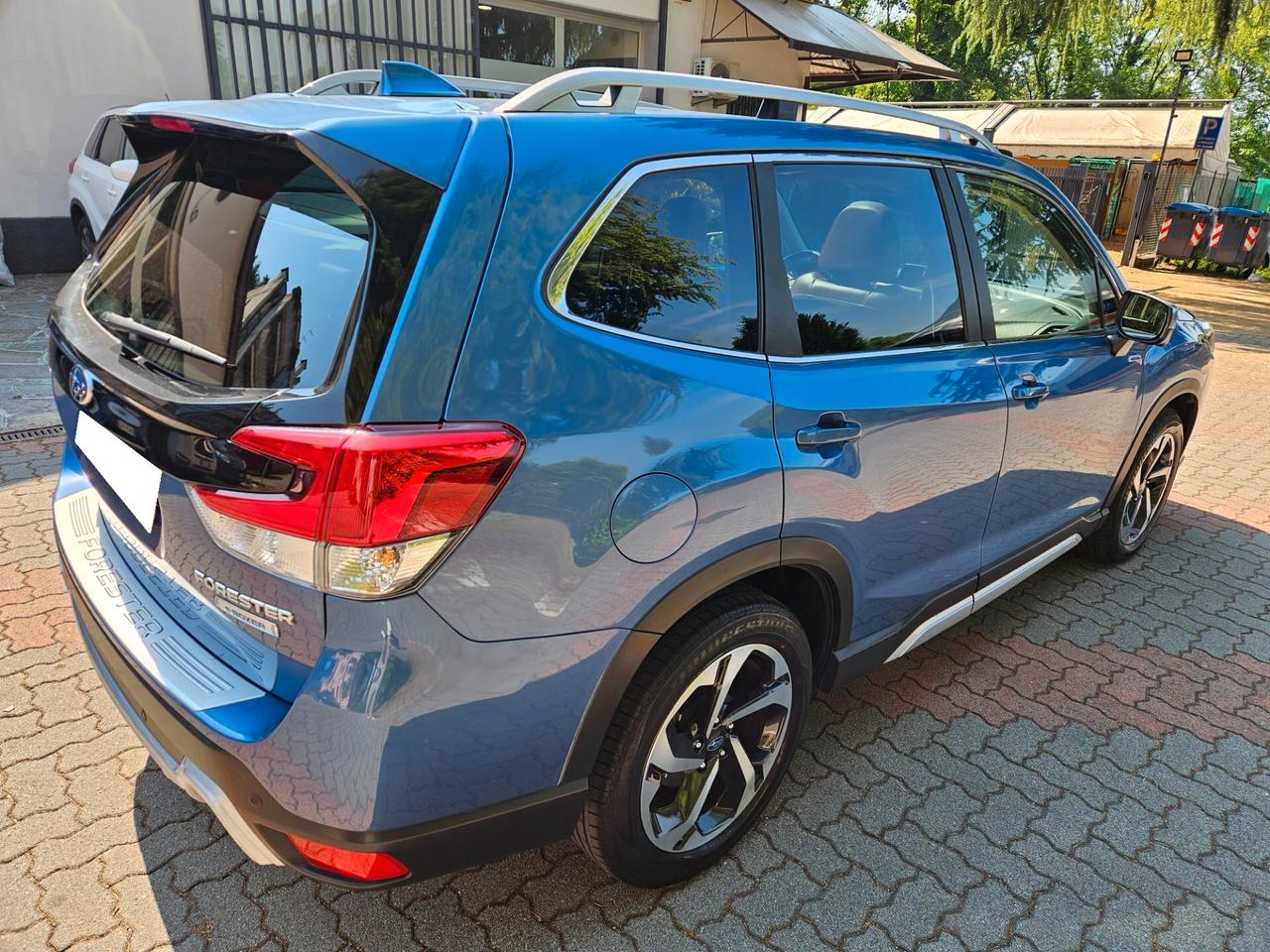 Subaru Forester 2.0 e-Boxer MHEV CVT Lineartronic PREMIUM - FULL -TETTO