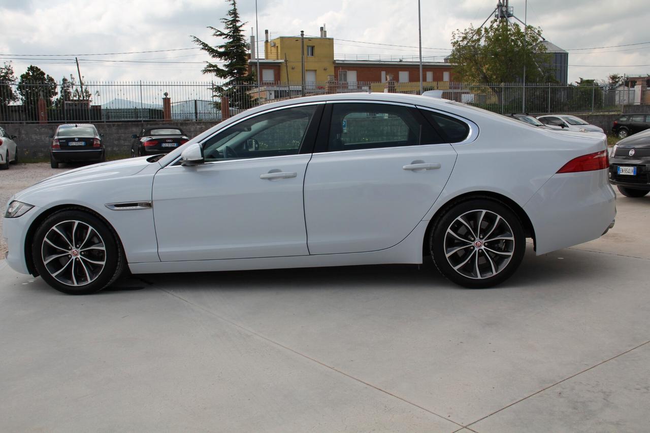 Jaguar XF 3.0 D V6 300 CV aut. Prestige