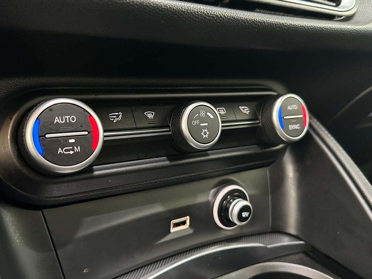 Alfa Romeo Stelvio 2.2 Turbodiesel 210cv q4 b tech