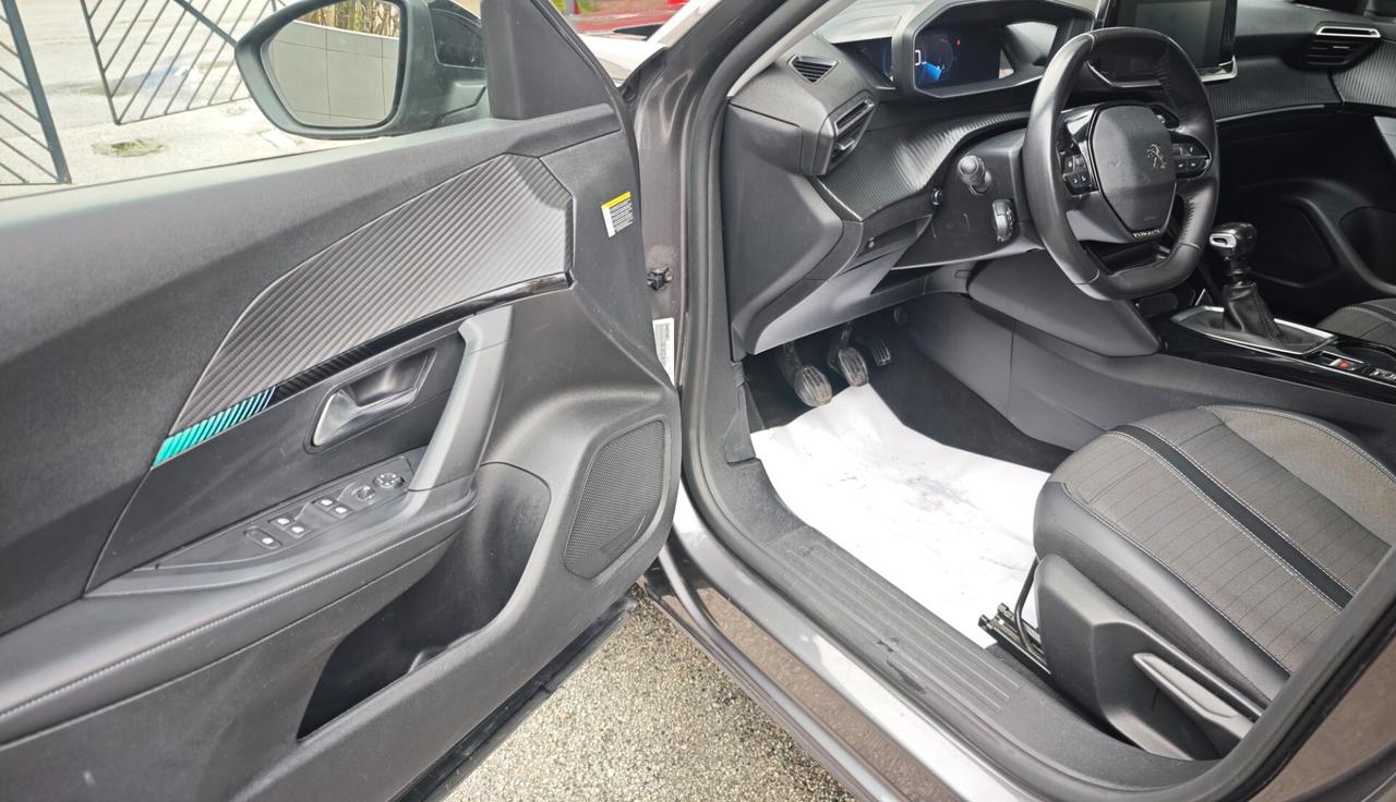 Perfetta Peugeot 2008 BlueHDi 110 S&S Allure Pack