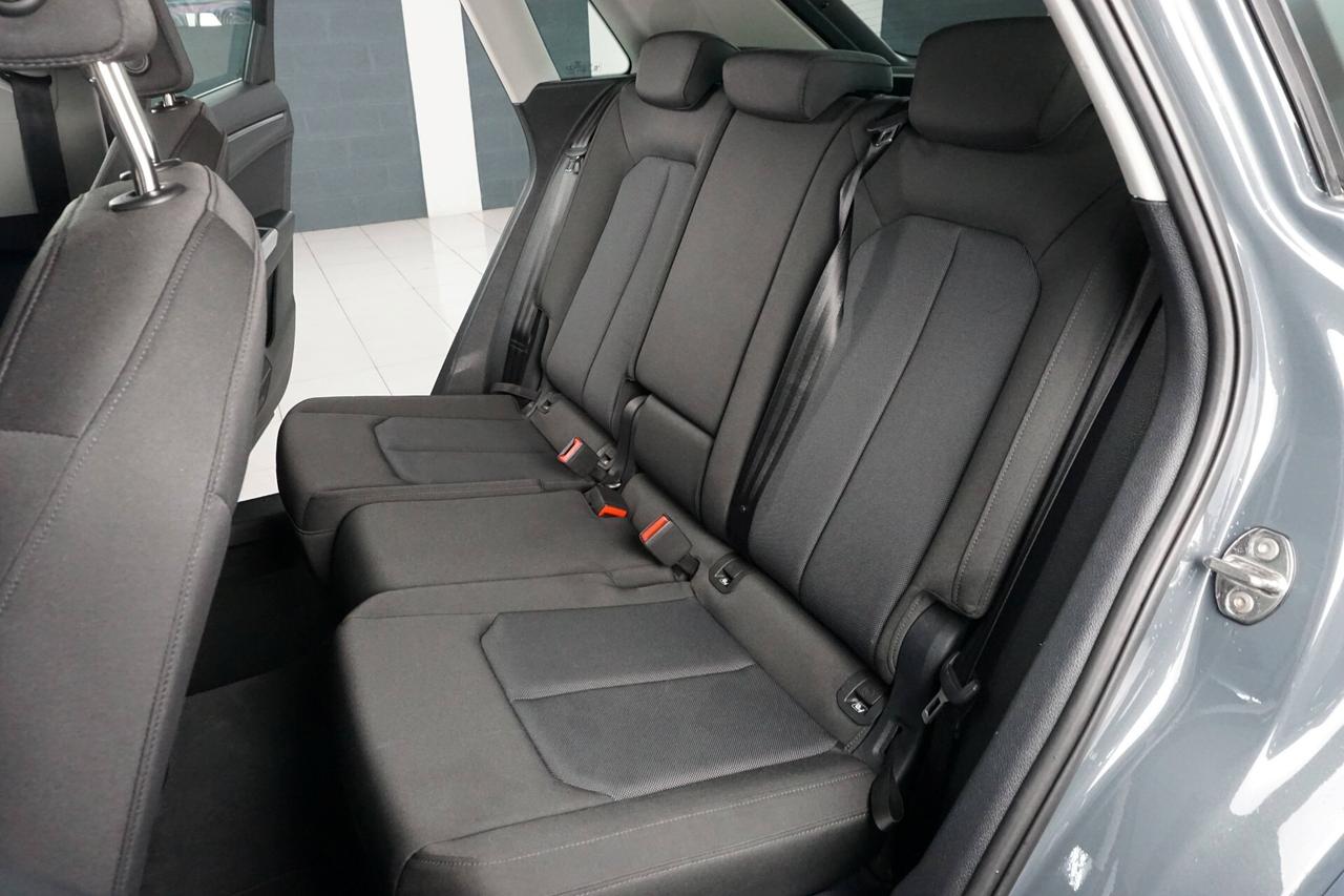Audi Q3 35 TDI Business