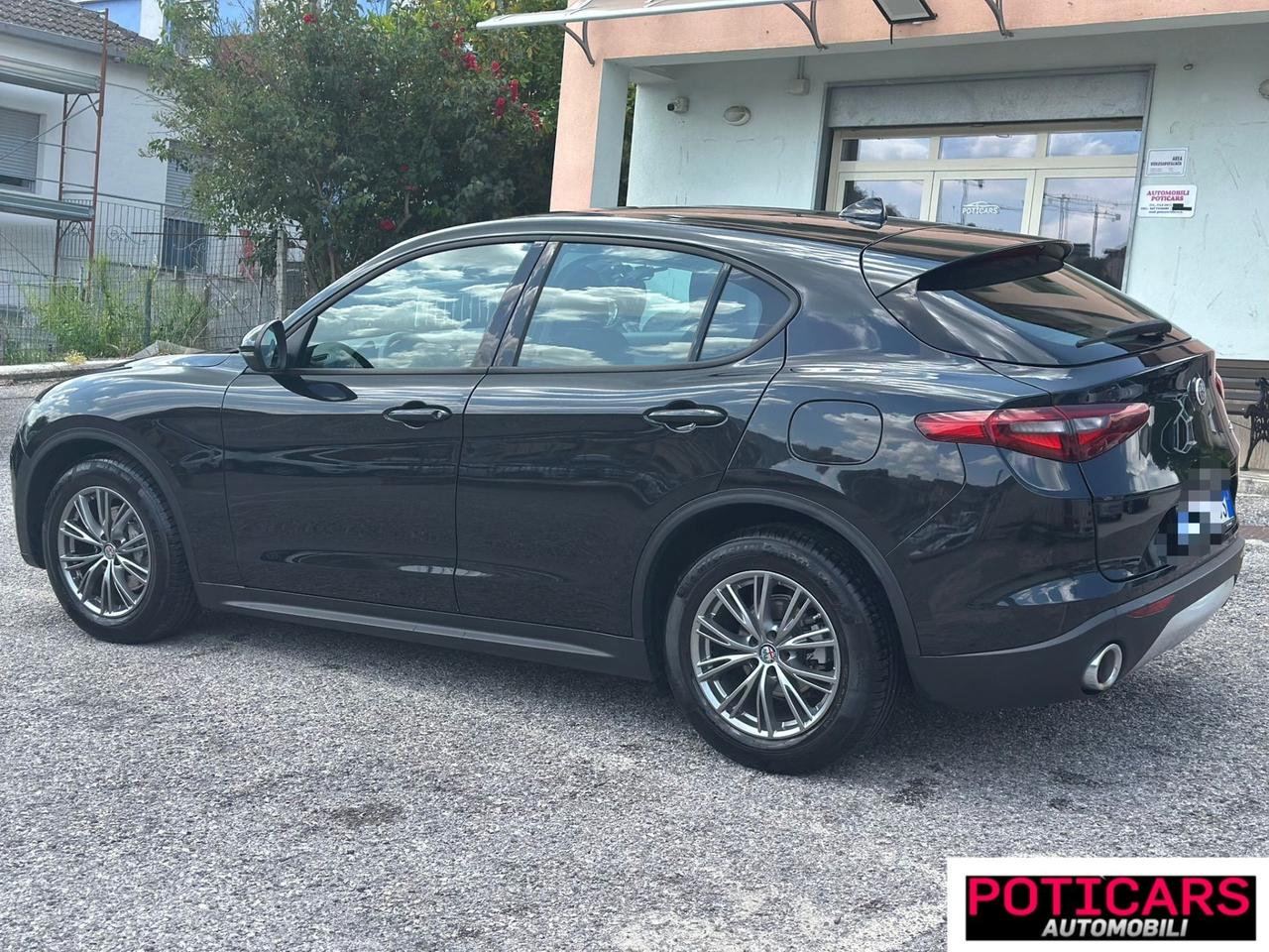 Alfa Romeo Stelvio 2.2 Turbodiesel 160 CV AT8 RWD Business