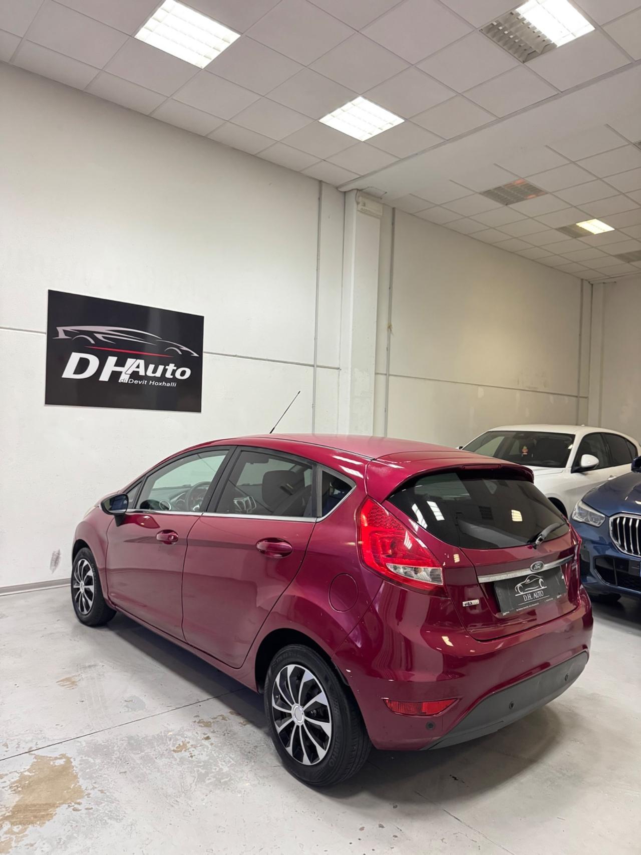 Ford Fiesta 1.6 TDCi 90CV 5 porte DPF Titanium