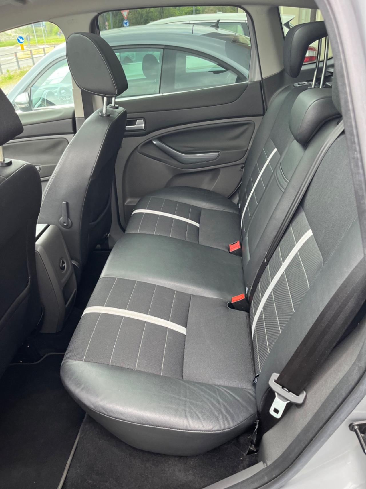 Ford Kuga 2.0 TDCi 163 CV 4WD Powersh.Titanium DPF