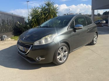 Peugeot 208 1.4 HDi 68 CV 3 porte Allure