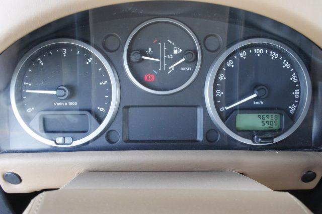 LAND ROVER Defender 90 2.4 TD4 INTROVABILE!!! PELLE/6 POSTI