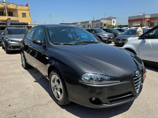 ALFA ROMEO 147 1.9 JTD 120 CV 5 porte Distinctive