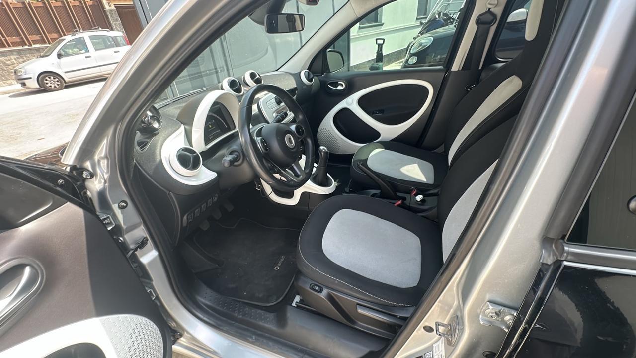 Smart ForFour 70 1.0 Youngster