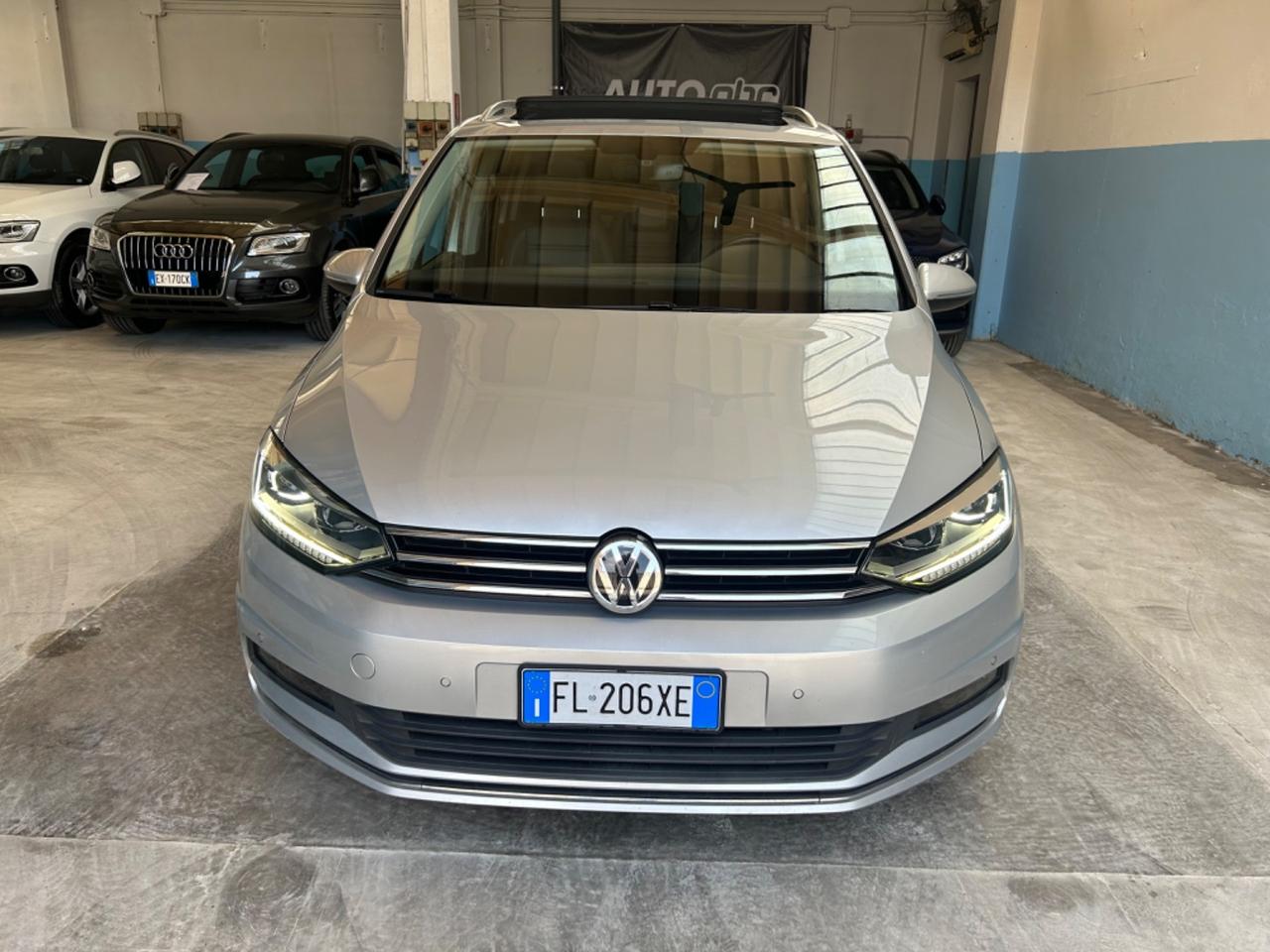 Volkswagen Touran 2.0 TDI 150 CV SCR DSG Executive BlueMotion Tech.