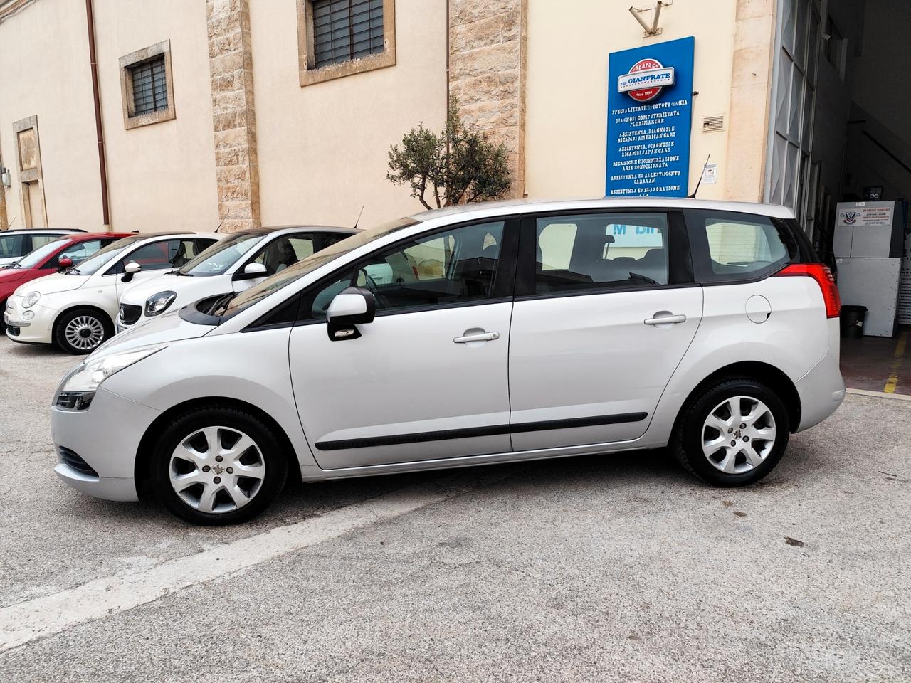 Peugeot 5008 1.6 HDi 112CV Family
