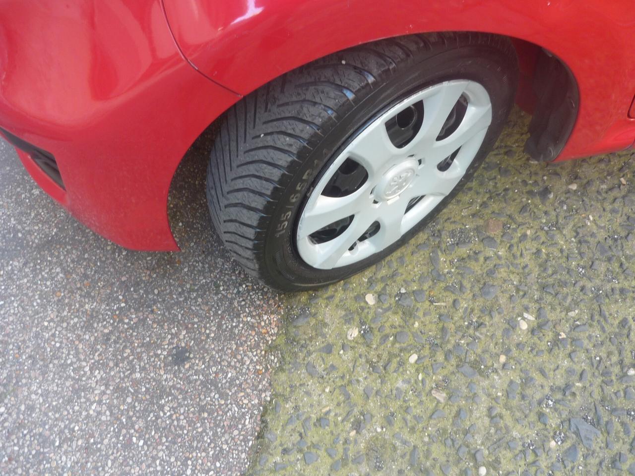 Peugeot 107 1.0 68CV 5p. Plaisir