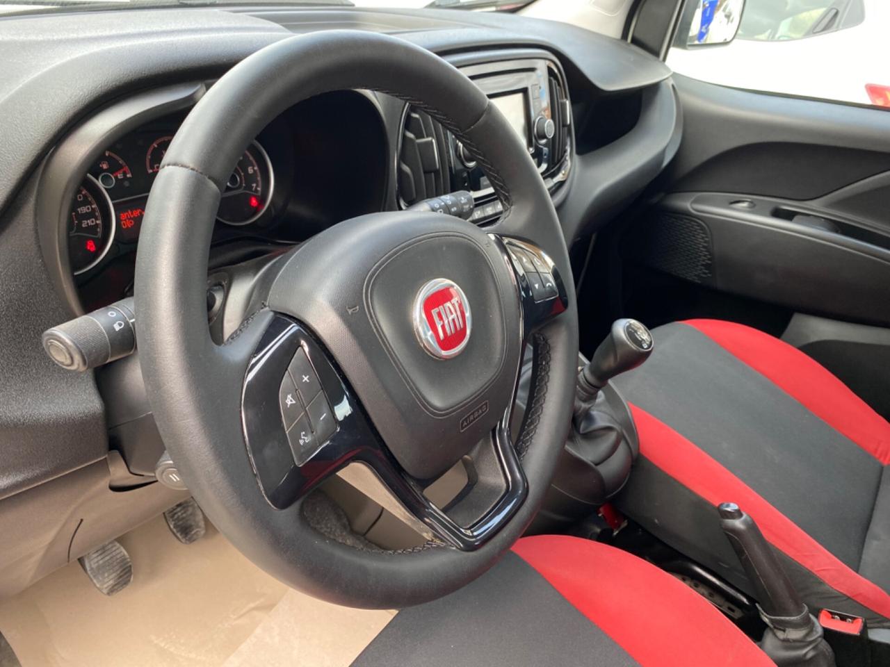 Fiat Doblò 1.3MJT95CV LOUNGE 5POSTI NAVI2017