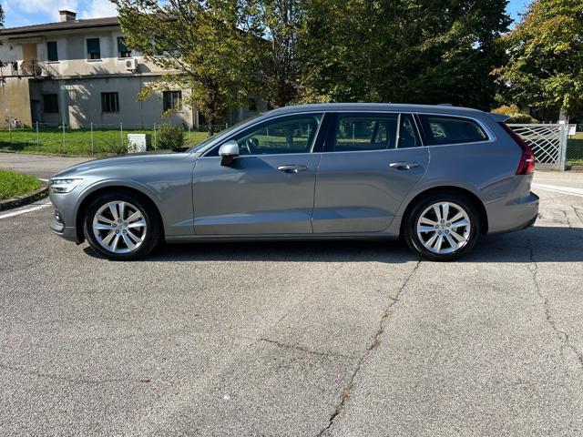 VOLVO V60 D4 AWD Geartronic Momentum