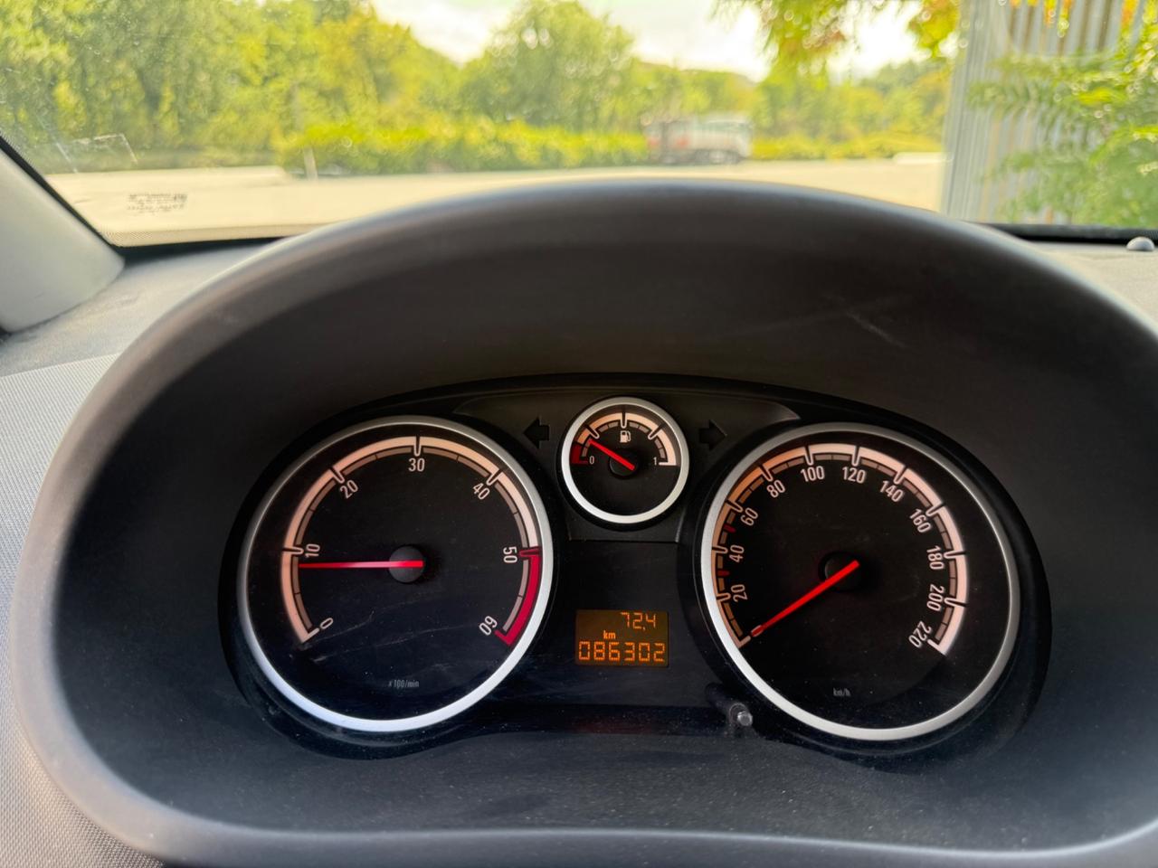 Opel Corsa Diesel 1.3 CDTi Neopatentati 86 milaKM